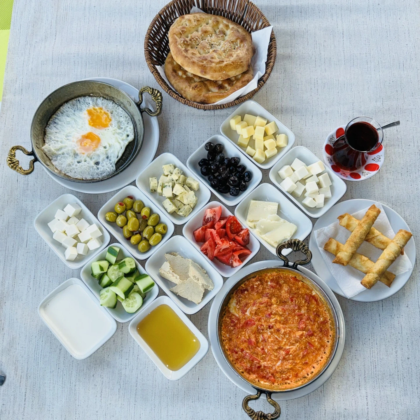 Ozel kahvaltı